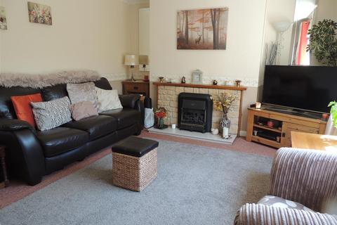 16 Polkyth Road, St Austell, PL25 4LW