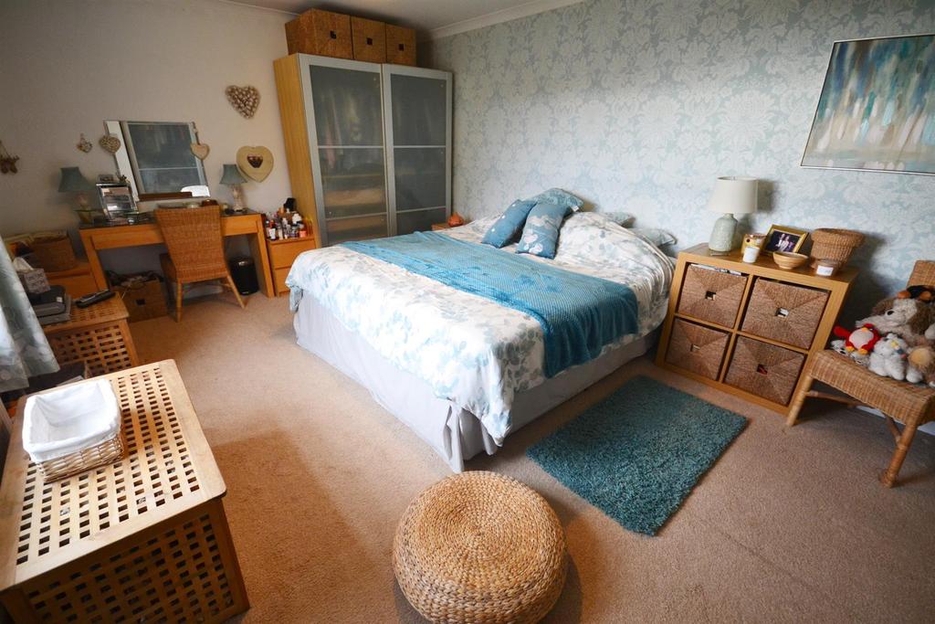 Bedroom on.jpg