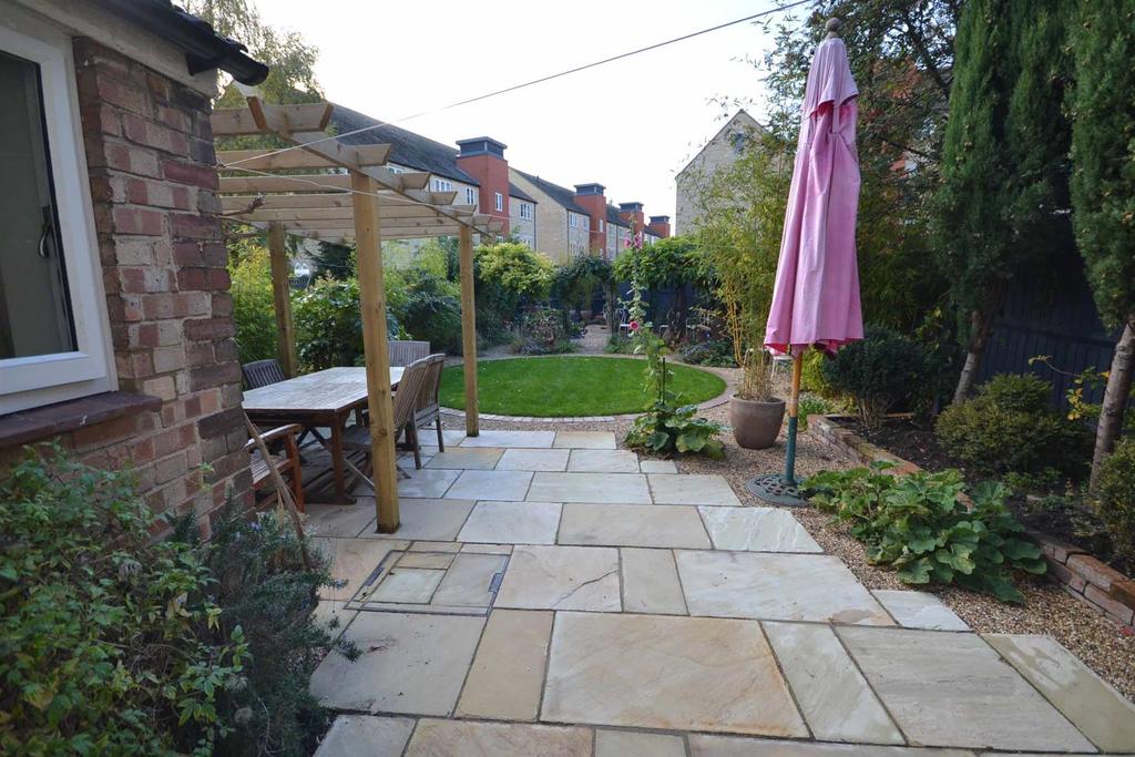 Albert Rd - Rear Garden.jpg