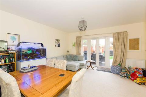 3 Alpine Close, Epsom, KT19 9FL