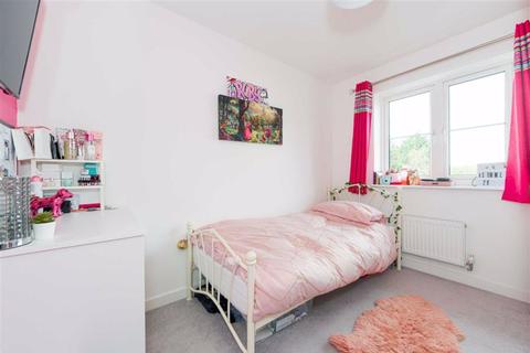 3 Alpine Close, Epsom, KT19 9FL