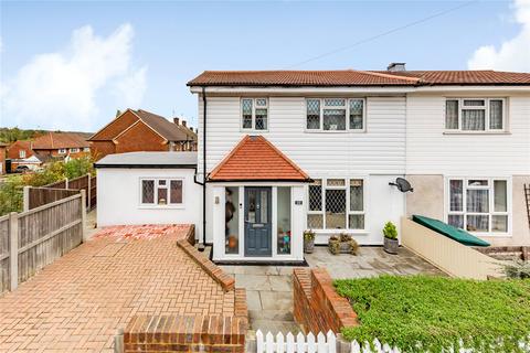 10 Hampton Mead, Loughton, IG10 1TX