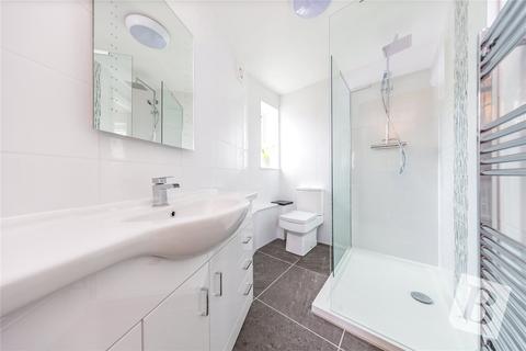 10 Hampton Mead, Loughton, IG10 1TX