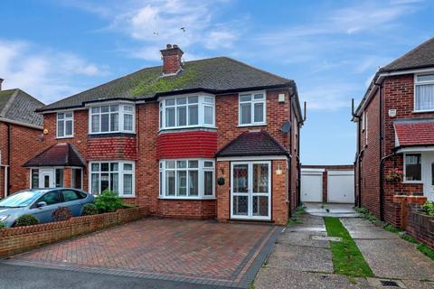 46 Peel Way, Uxbridge, UB8 3RN