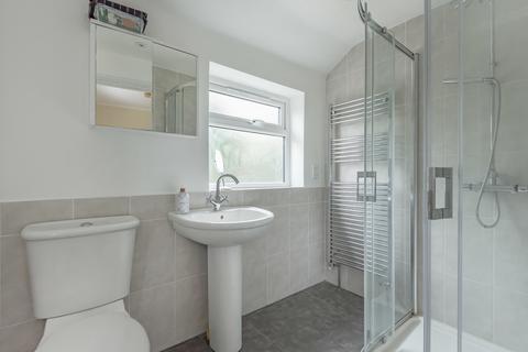 76 Cabell Road, Guildford, GU2 8JF