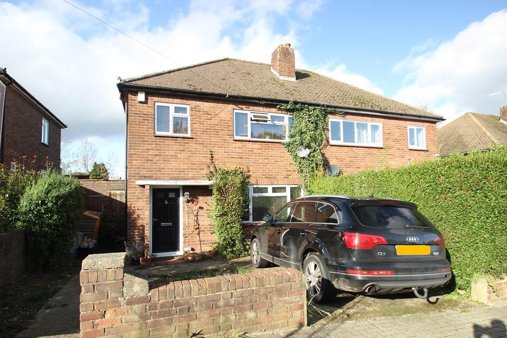 Windsor Drive, Chelsfield, BR6 3 bed semidetached house £500,000