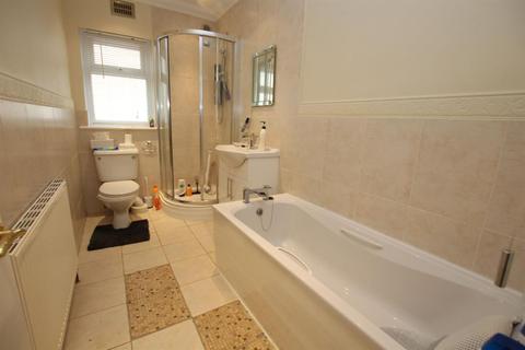 63 Douglas Road, Clacton-on-sea, CO15 3JX