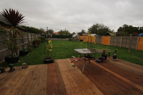 63 Douglas Road, Clacton-on-sea, CO15 3JX