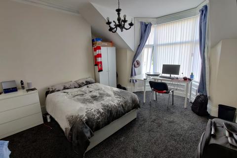 3 bedroom terraced house to rent - Croft Avenue, Sunderland SR4