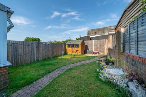 17 Halwick Close, Hemel Hempstead, HP1 1XG