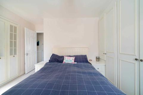 17 Halwick Close, Hemel Hempstead, HP1 1XG