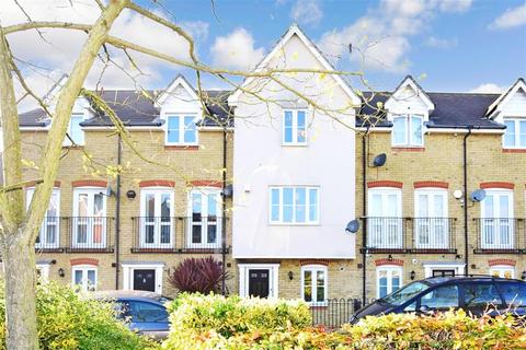 47 Kendall Gardens, Gravesend, DA11 0EE