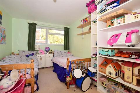5 Ashurst Close, Kenley, CR8 5DH