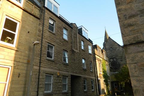 2 bedroom flat to rent, Richmond Terrace, Haymarket, Edinburgh, EH11