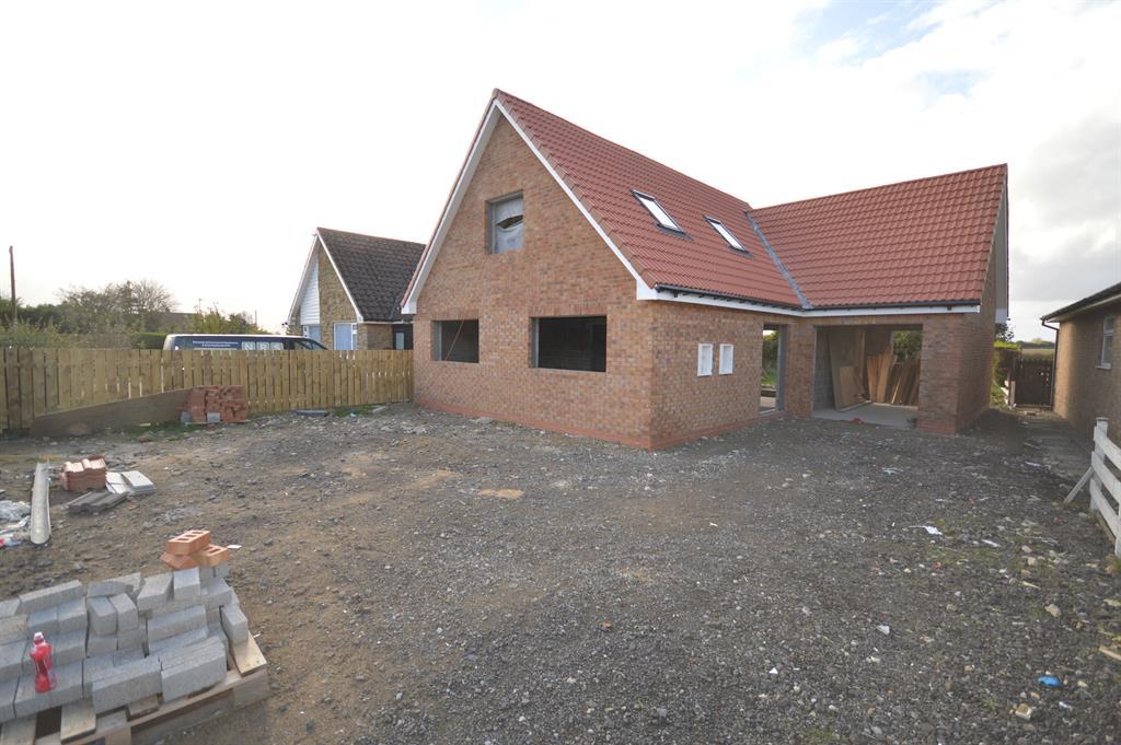 Carr House Lane, Cayton, Scarborough 3 bed bungalow £300,000