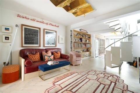 8 Wellesley Avenue, London, W6 0UP