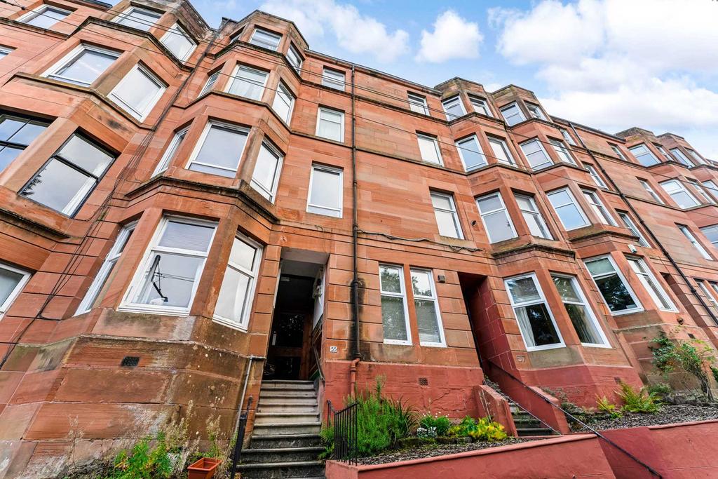 Bellwood Street, Glasgow 2 bed apartment to rent £1,100 pcm (£254 pw)