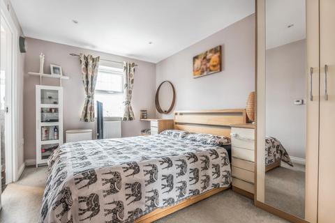7 Sullivan Row, Bromley, BR2 9TF