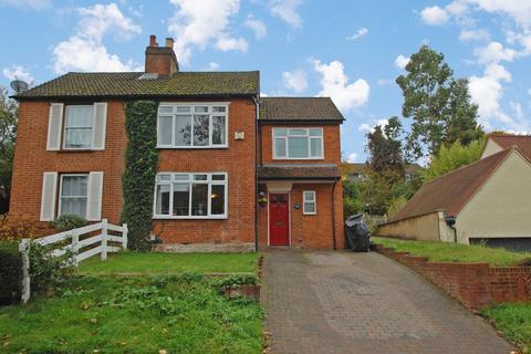 24 Deanway, Chalfont St Giles, HP8 4JL