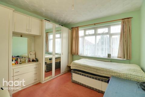 81 Thorncliffe Road, Southall, UB2 5RL
