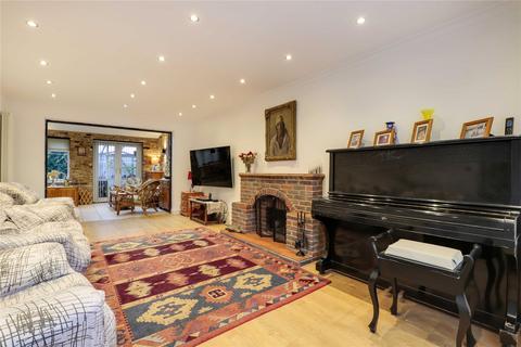 20 Picket Post Close, Bracknell, RG12 9FG