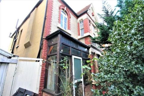 9 Cedars Road, London, W4 3JP