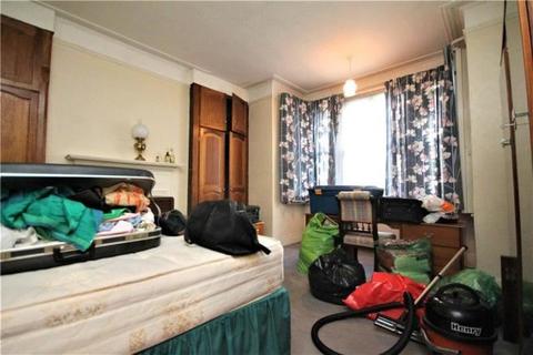 9 Cedars Road, London, W4 3JP