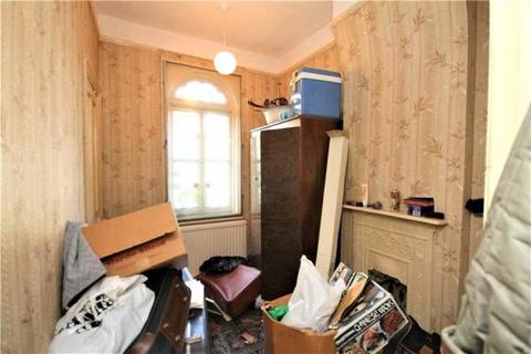 9 Cedars Road, London, W4 3JP