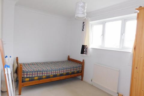 2 bedroom terraced house to rent, Blakes Avenue, Witney OX28
