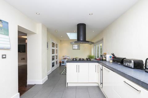 25 Laburnum Road, Coopersale, Epping, CM16 7RA