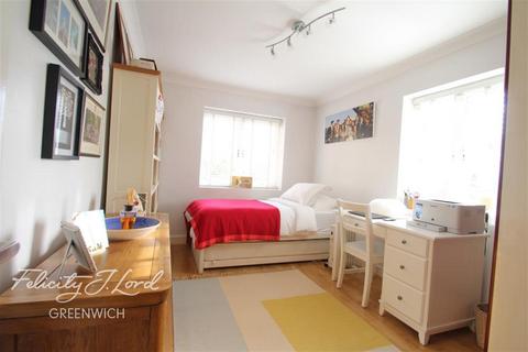 2 bedroom flat to rent, Dartmouth House, London. SE10