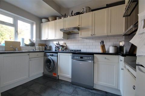 23 Buckingham Close, Enfield, EN1 3JQ