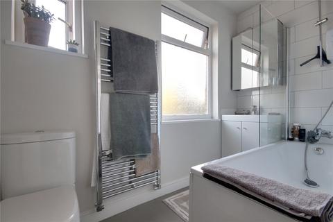 23 Buckingham Close, Enfield, EN1 3JQ