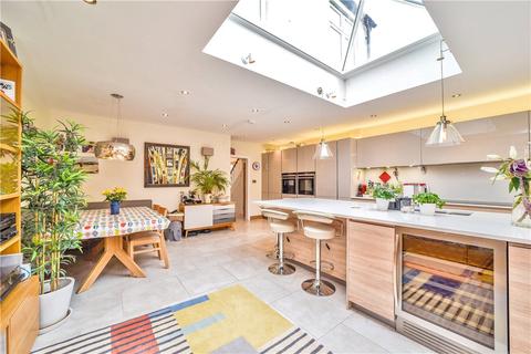 54 Godfrey Avenue, Twickenham, TW2 7PF