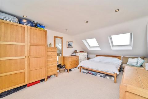 54 Godfrey Avenue, Twickenham, TW2 7PF