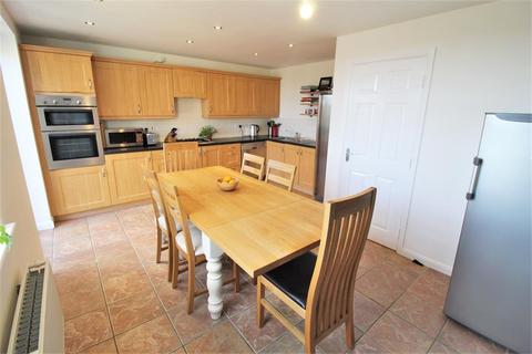 15 Grenoside Mount, Grenoside, Sheffield, S35 8SL