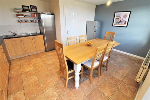 15 Grenoside Mount, Grenoside, Sheffield, S35 8SL
