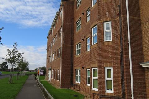 2 bedroom flat to rent, Master Road, Thornaby, TS17