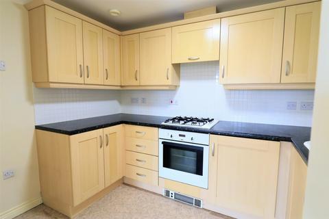 2 bedroom flat to rent, Master Road, Thornaby, TS17