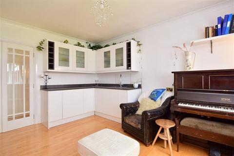 Holm Oaks Dover Road, St Margarets At Cliffe, Dover, CT15 6EP