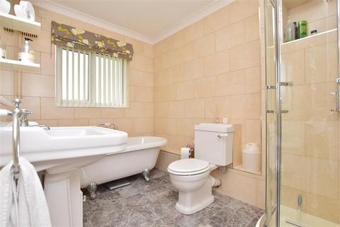 Holm Oaks Dover Road, St Margarets At Cliffe, Dover, CT15 6EP