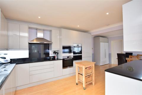 Holm Oaks Dover Road, St Margarets At Cliffe, Dover, CT15 6EP