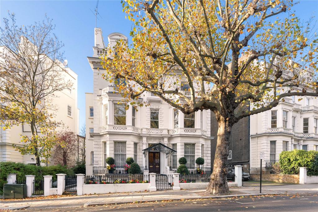 Holland Park, Holland Park, London, W11 4 bed apartment for sale £