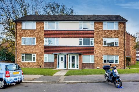 112 Culvers Avenue, Carshalton, SM5 2BD