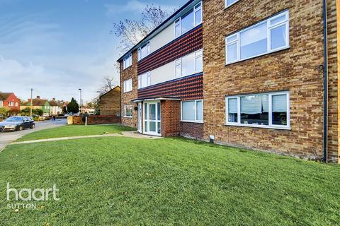 112 Culvers Avenue, Carshalton, SM5 2BD