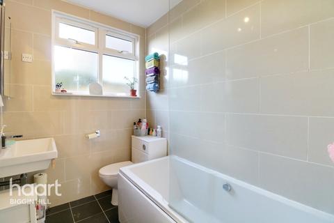 40 Old Tye Avenue, Biggin Hill, Westerham, TN16 3NA