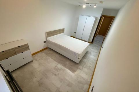 2 bedroom flat to rent, Flat 1, St Michaels Road, Headingley, Leeds, LS6 3AW