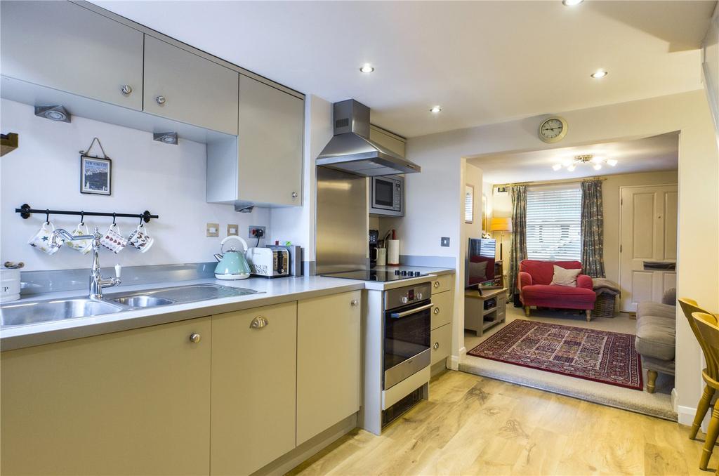 Kitchen / Living