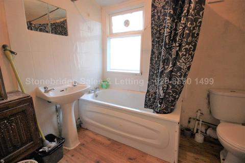 88 Byron Avenue, Manor Park, London, E12 6NG