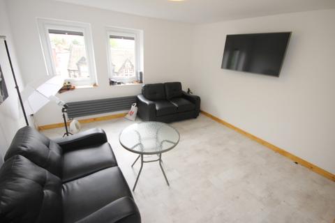 2 bedroom flat to rent, Flat 2, St Michaels Road, Headingley, Leeds, LS6 3AW